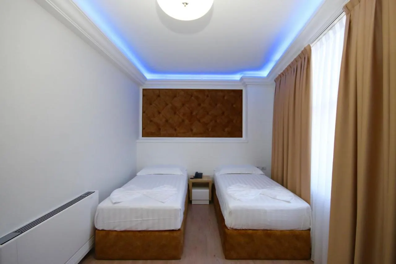 Eljos Hotel Fushe-Kruje 0*,  Albânia