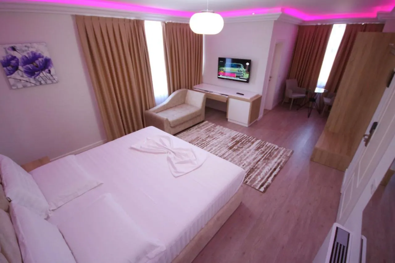 Eljos Hotel Fushe-Kruje Albânia