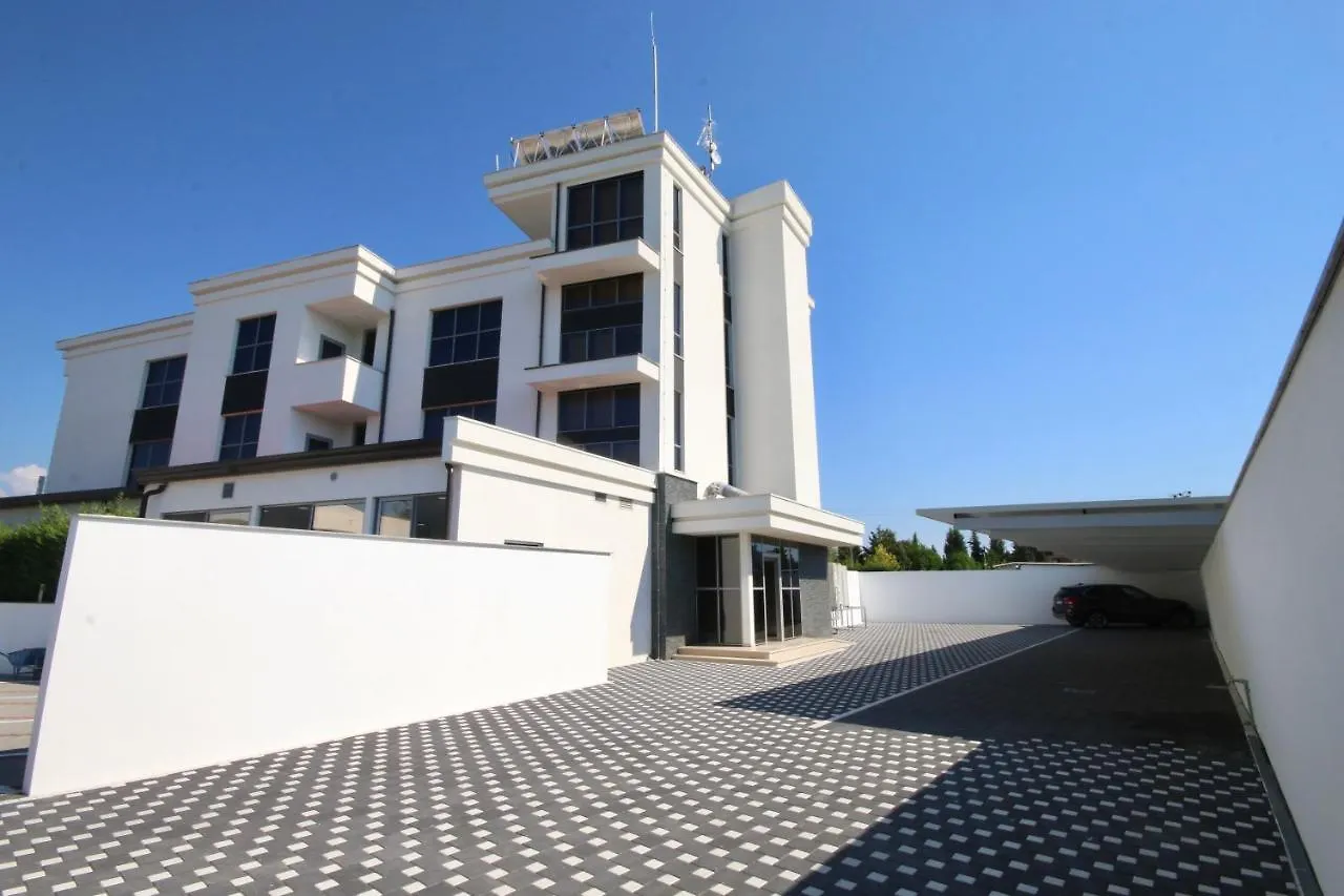 Eljos Hotel Fushe-Kruje